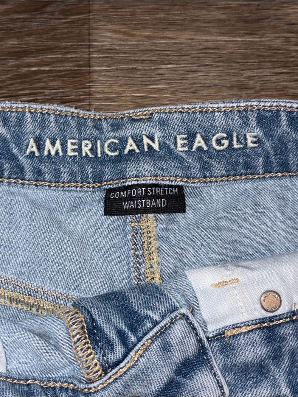 American Eagle Outfitters Light Blue Distressed Jean Shorts - Picture 3 of 4
